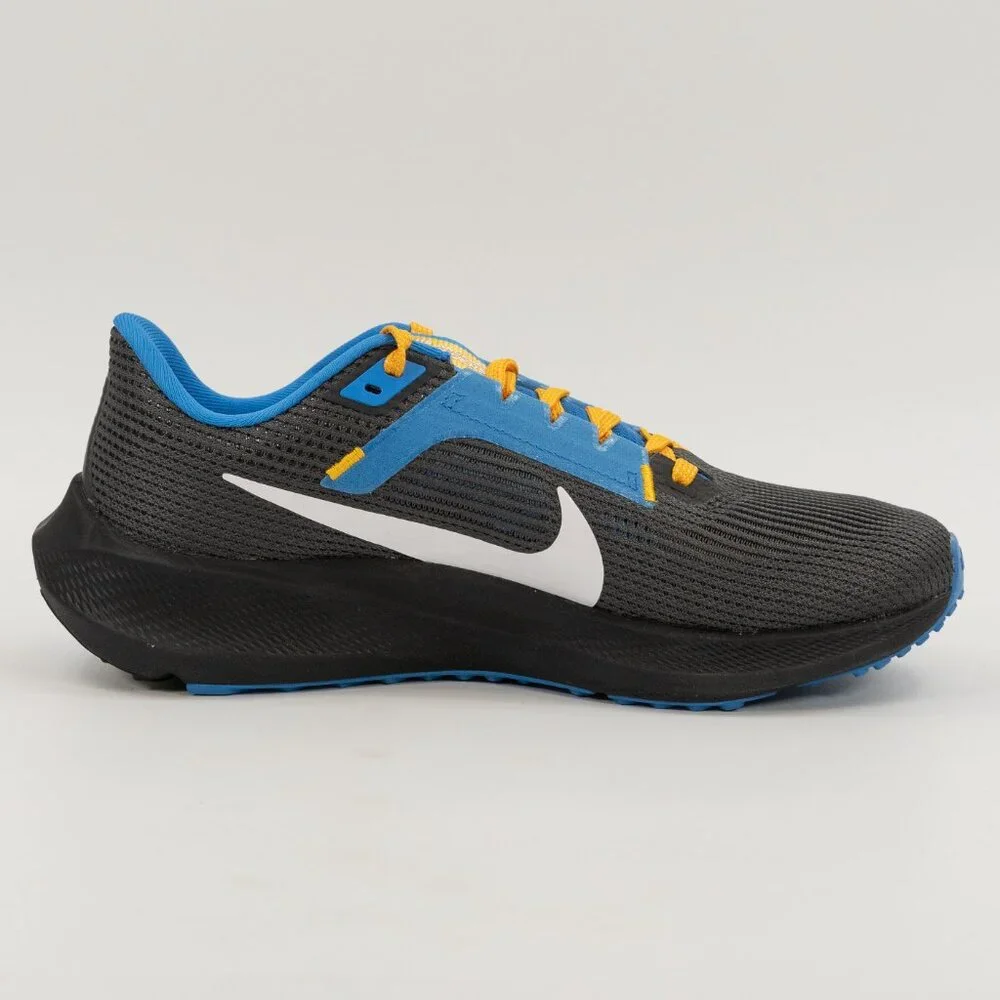 Nike Air Zoom Pegasus 40 Los Angeles Chargers DZ5948-001 size 6.5 Men / 8 Women